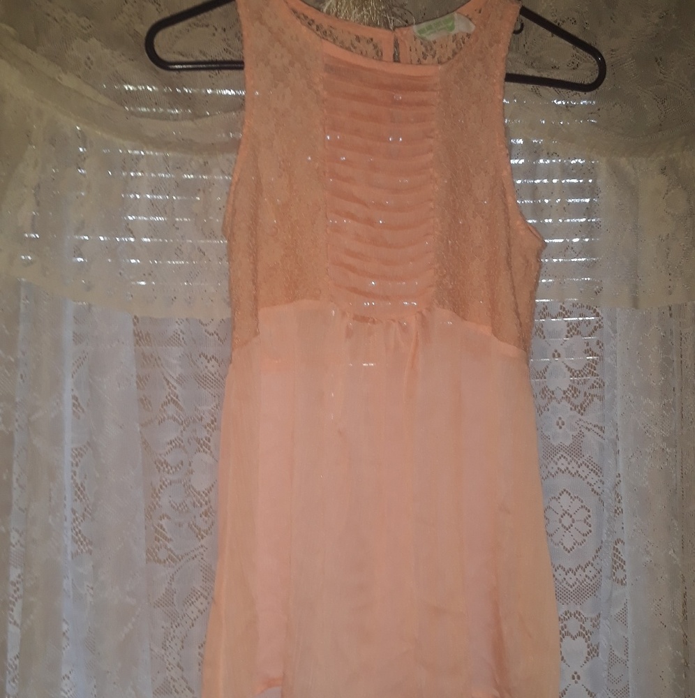 Juniors size medium top